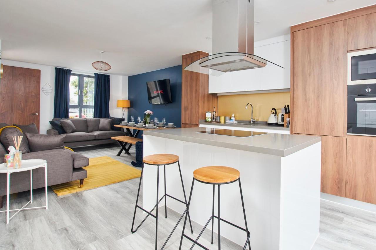 Fabulous 5 Bed House W Parking Villa Manchester Ngoại thất bức ảnh